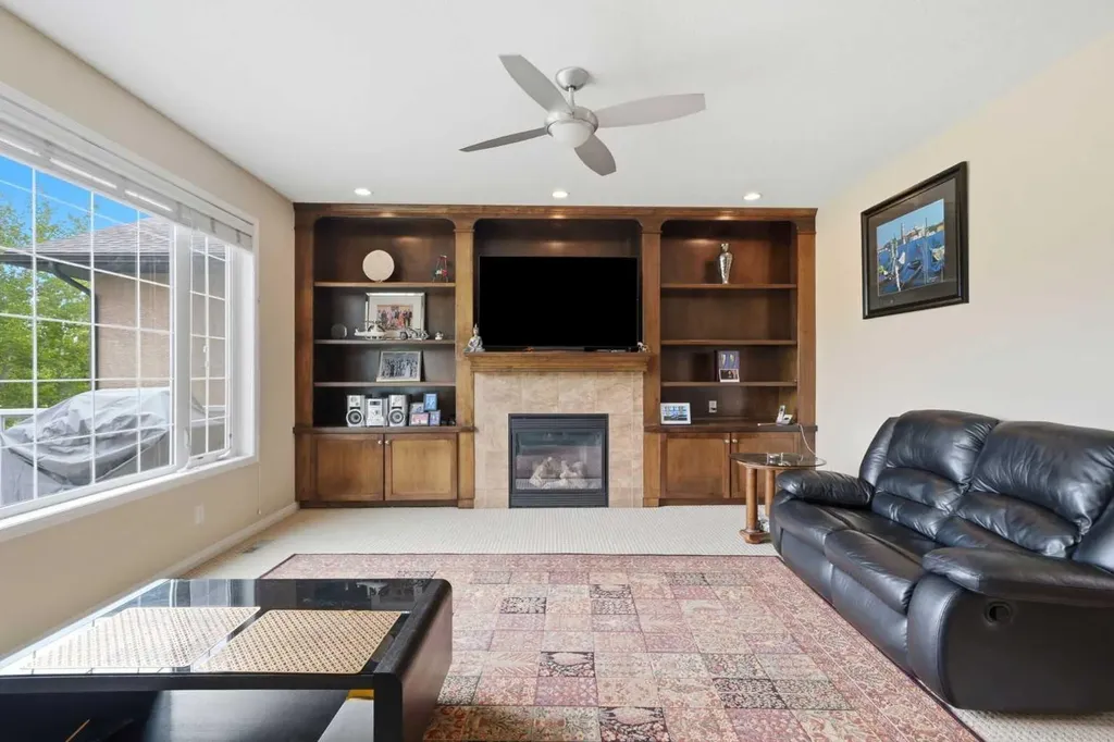106 Panatella Crescent NW Calgary AB T3K 0H4