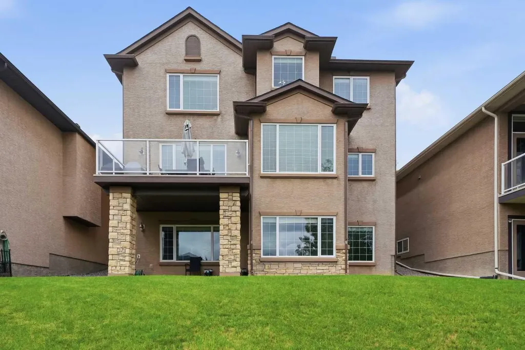 106 Panatella Crescent NW Calgary AB T3K 0H4