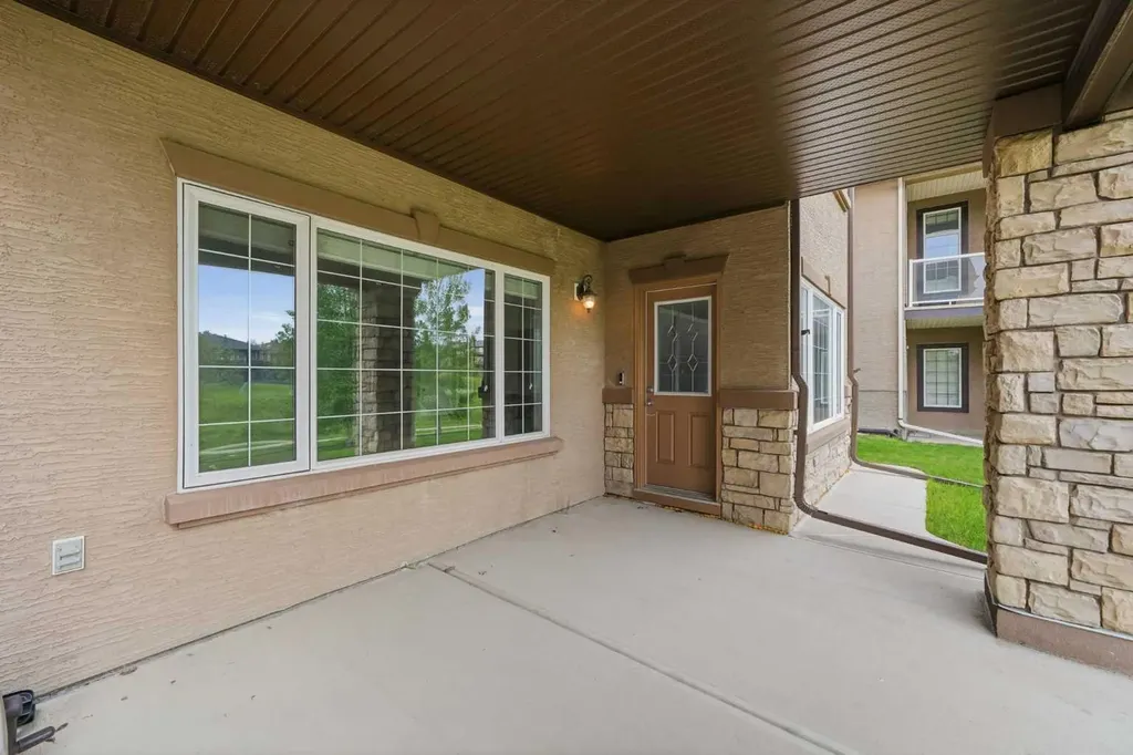 106 Panatella Crescent NW Calgary AB T3K 0H4