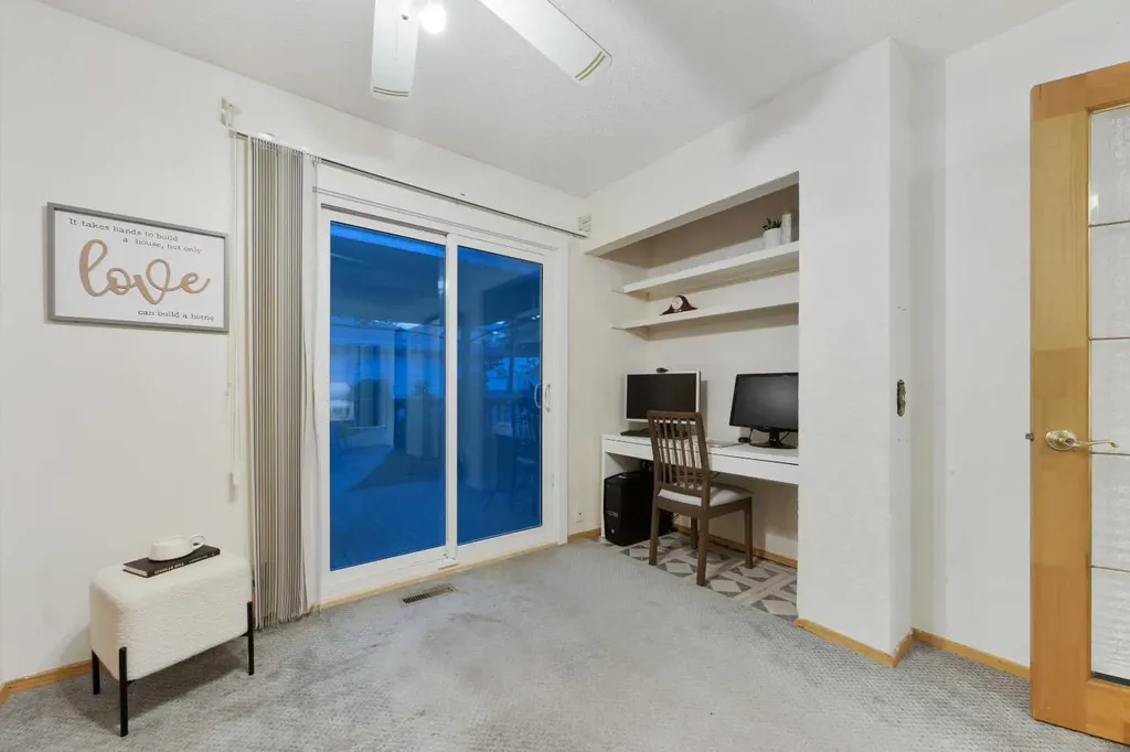 7035 Huntercrest Road NW Calgary AB T2K 4J9