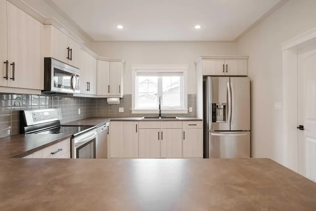 113 Chalifour Street Fort Mcmurray AB T9K 2Y3