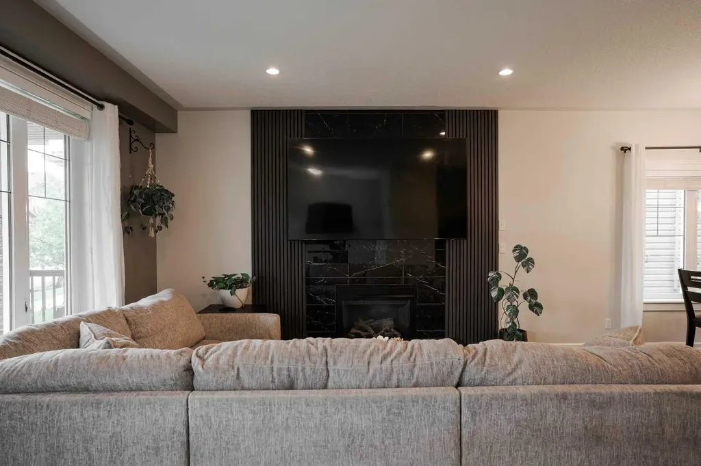 113 Chalifour Street Fort Mcmurray AB T9K 2Y3