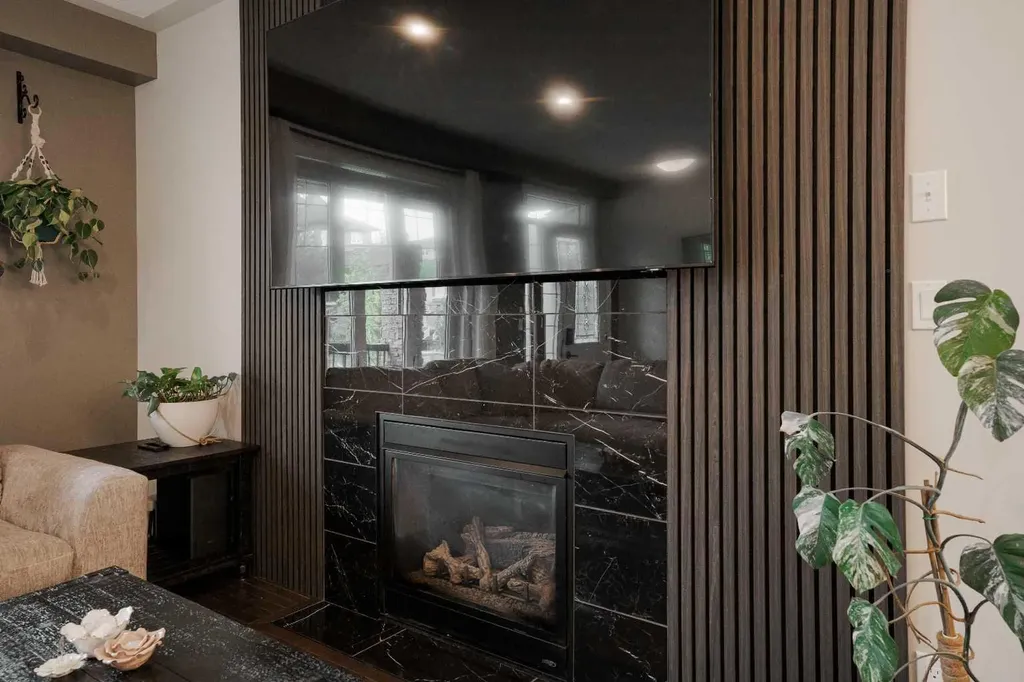 113 Chalifour Street Fort Mcmurray AB T9K 2Y3