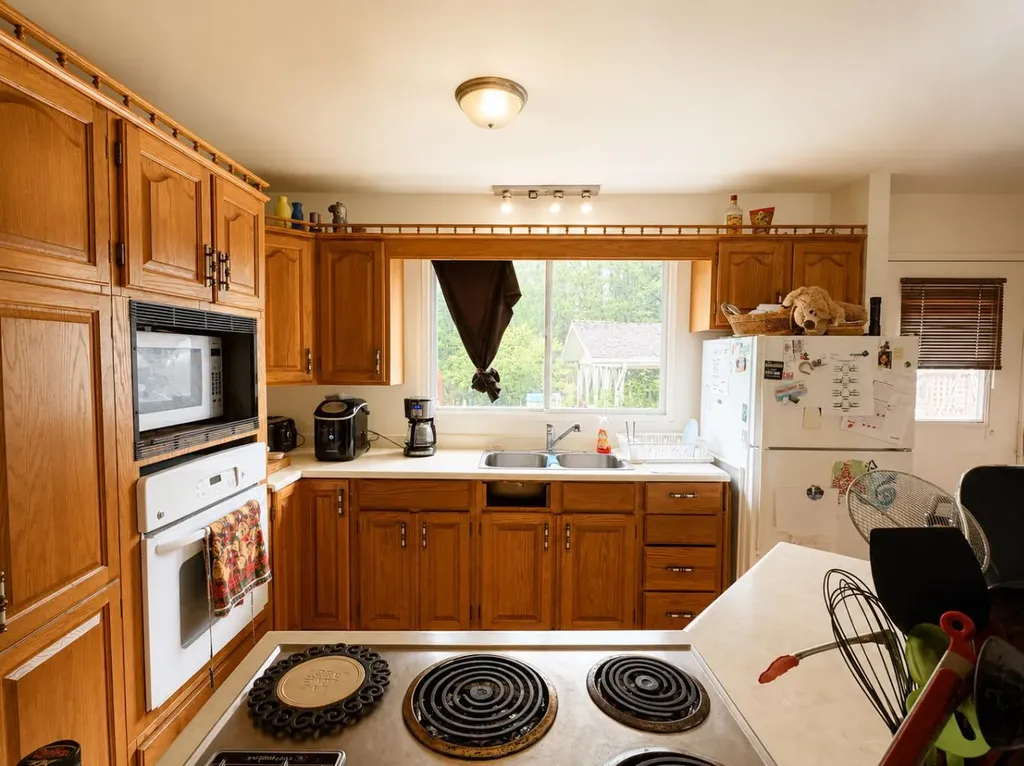 5620 57 Street Rocky Mountain House AB T4T1H7