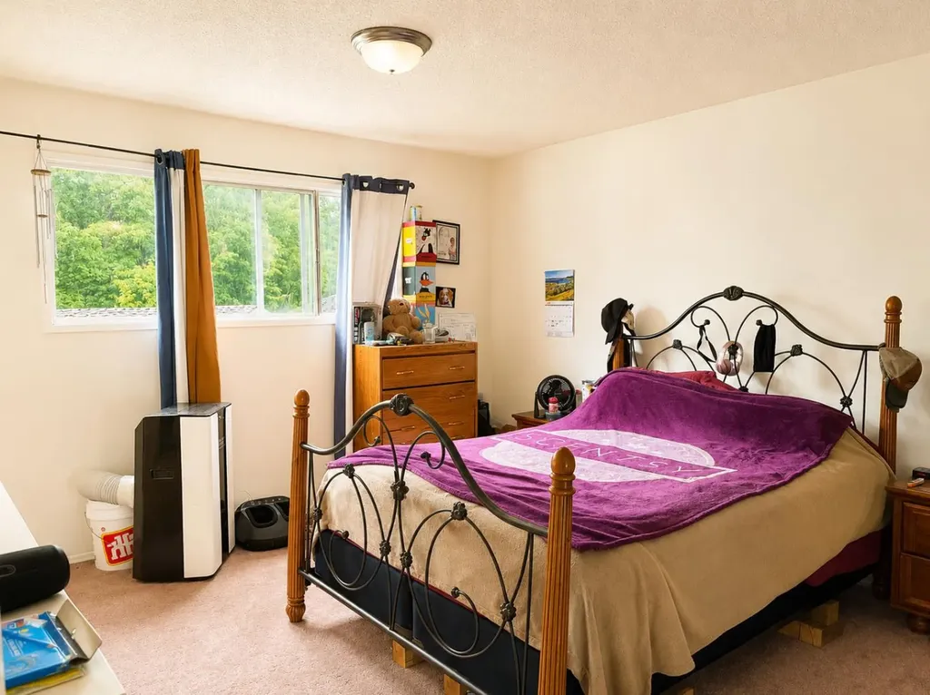 5620 57 Street Rocky Mountain House AB T4T1H7