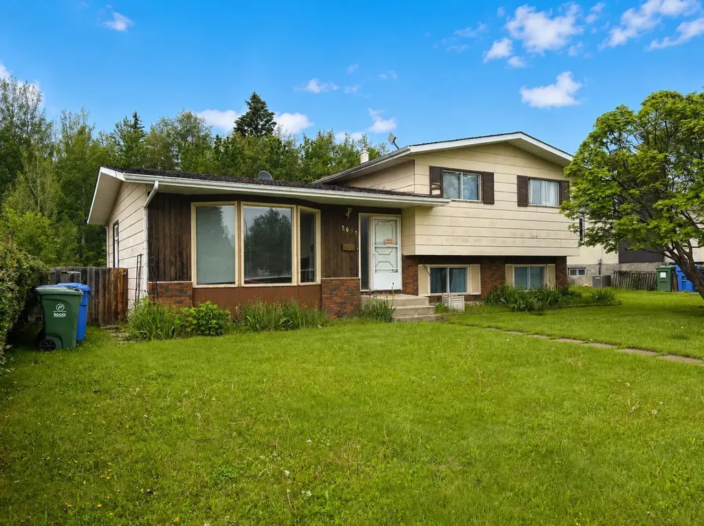 5620 57 Street Rocky Mountain House AB T4T1H7