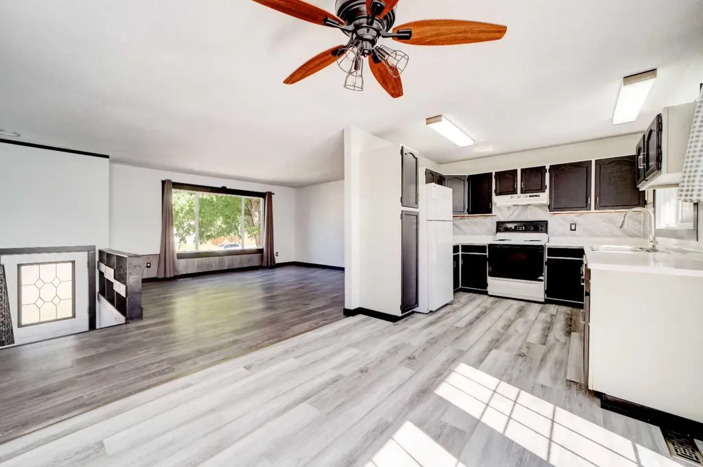 162 Pensacola Court W Lethbridge AB T1K4R6