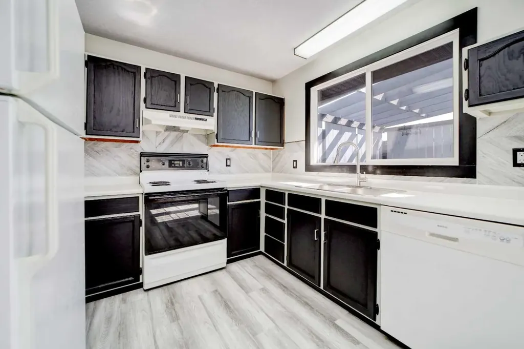 162 Pensacola Court W Lethbridge AB T1K4R6