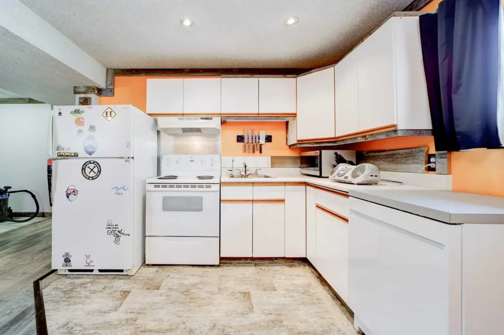 162 Pensacola Court W Lethbridge AB T1K4R6