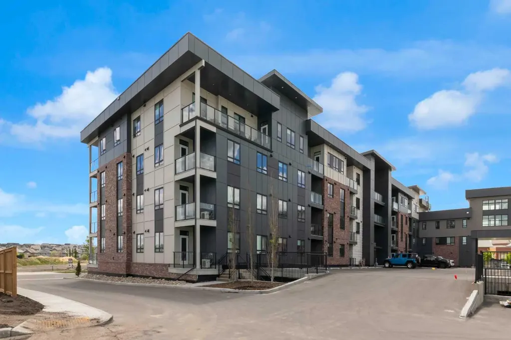 520 Reynolds Avenue SW Airdrie AB T4B 5X9