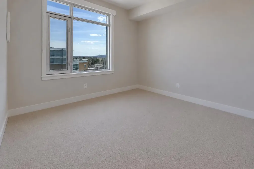 16 Varsity Estates Circle NW Calgary AB T3A 2C5