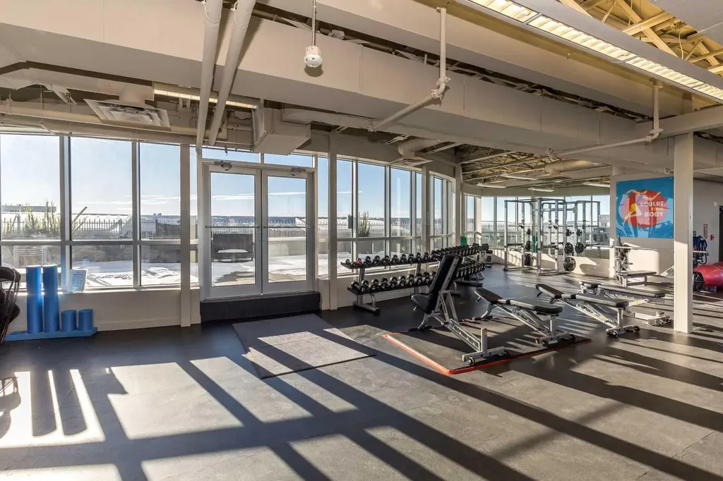 16 Varsity Estates Circle NW Calgary AB T3A 2C5