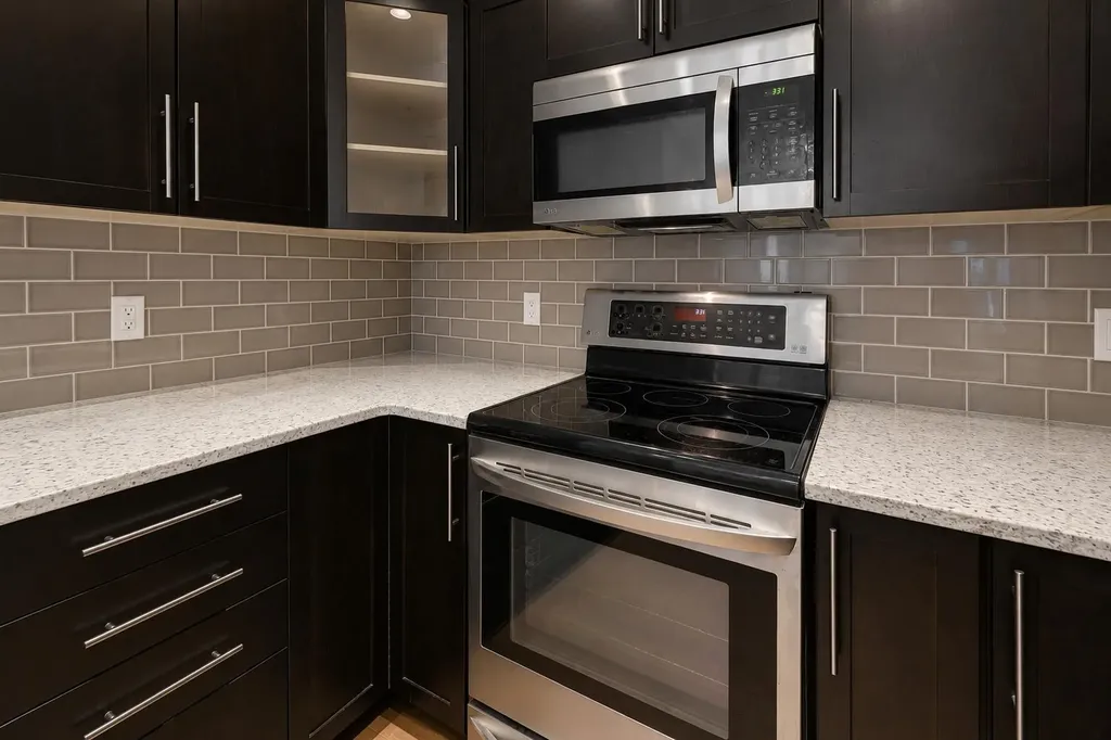 16 Varsity Estates Circle NW Calgary AB T3A 2C5
