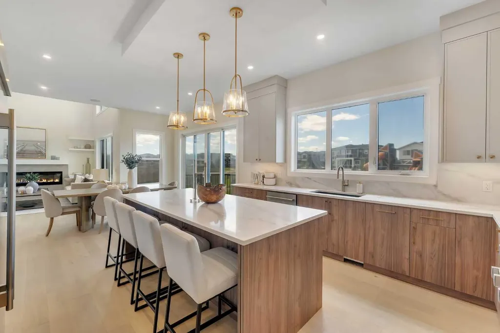924 South Shore Terrace Chestermere AB T1X 3G1