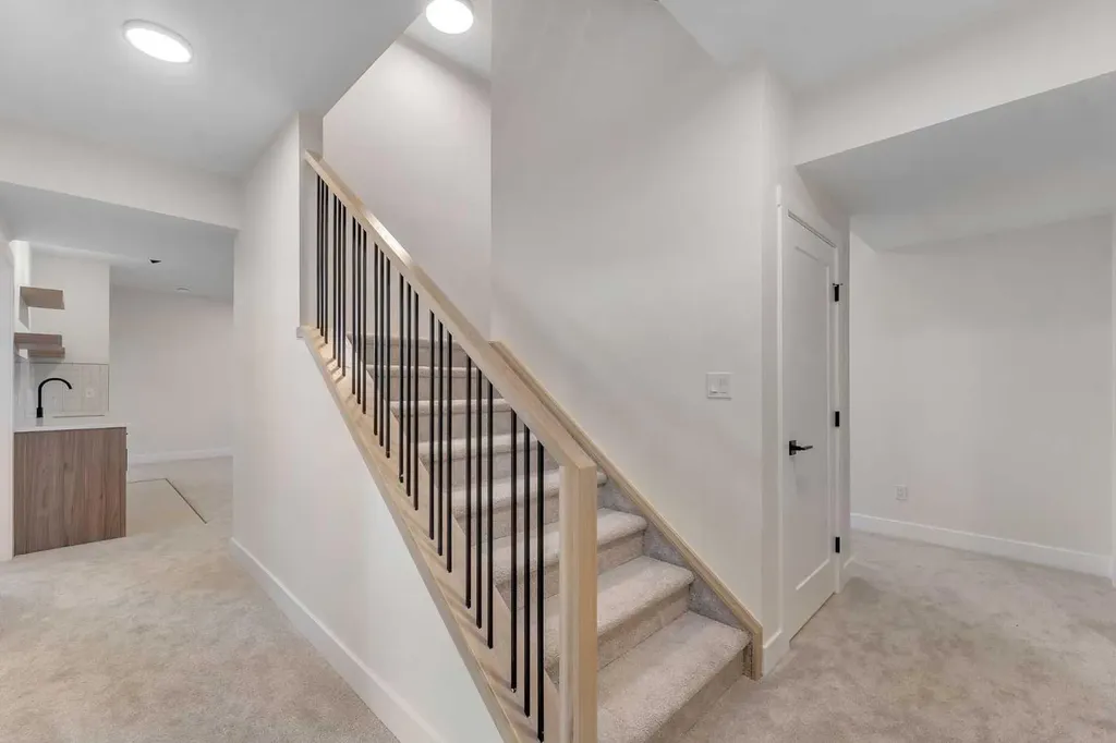 924 South Shore Terrace Chestermere AB T1X 3G1