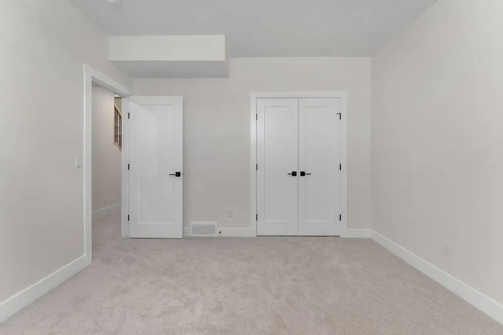 924 South Shore Terrace Chestermere AB T1X 3G1
