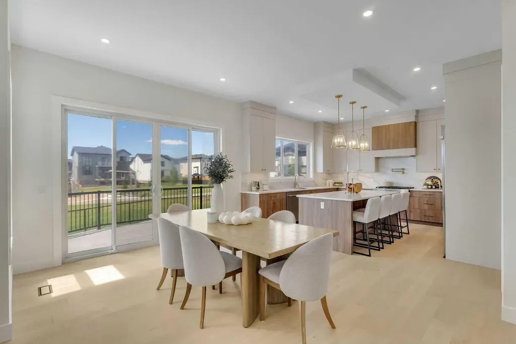 924 South Shore Terrace Chestermere AB T1X 3G1