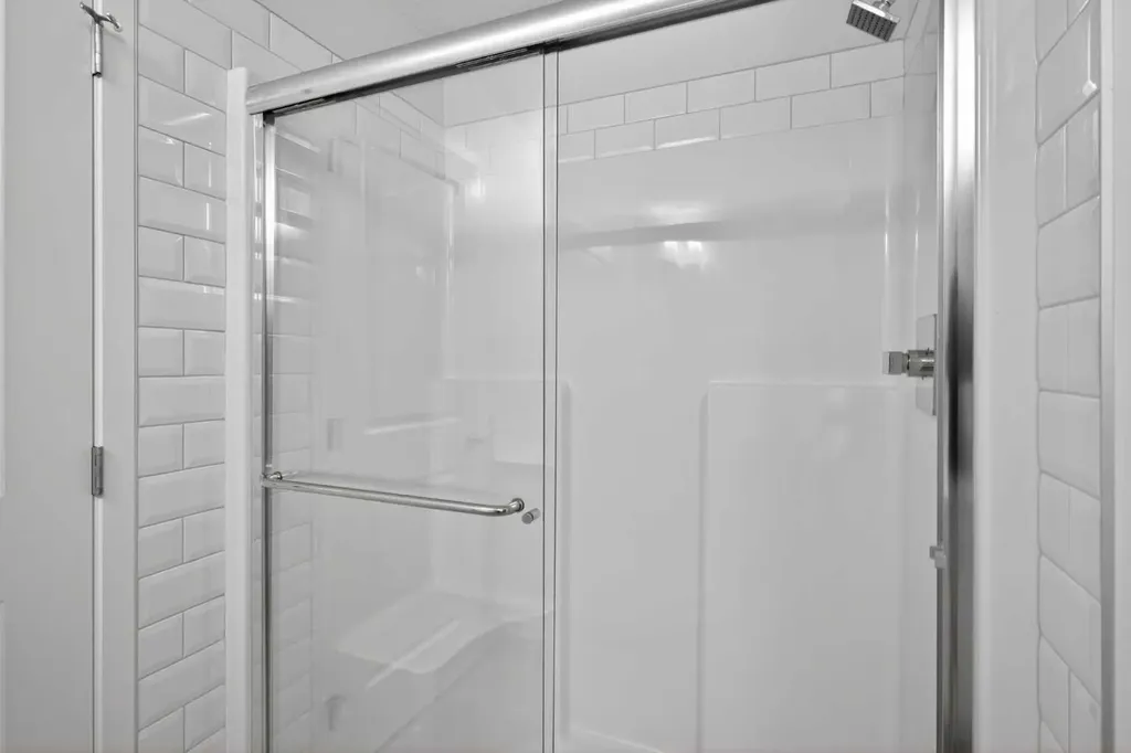 33 Carringham Gate NW Calgary AB T3P 2H6