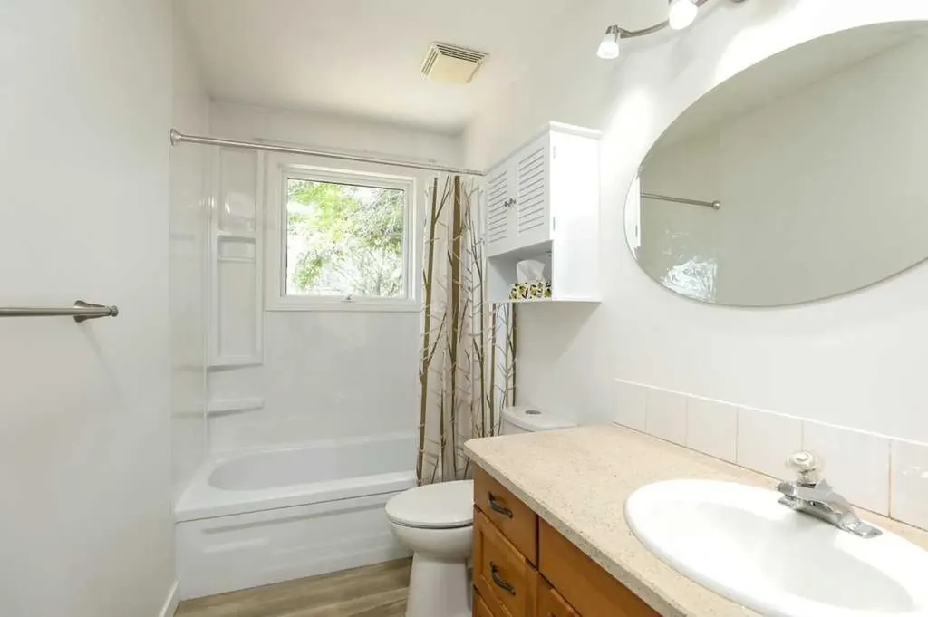 316 Leaside Avenue S Lethbridge AB T1J 4J2