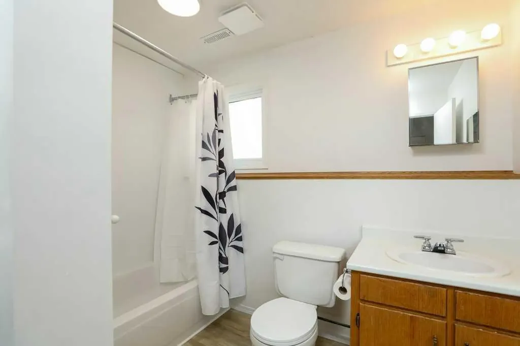316 Leaside Avenue S Lethbridge AB T1J 4J2