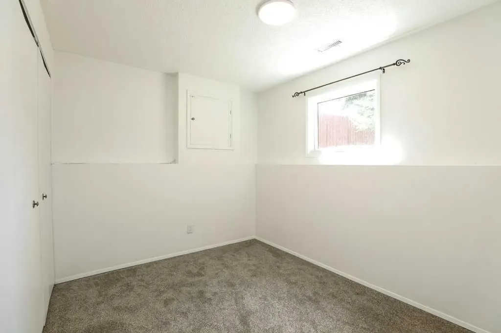 316 Leaside Avenue S Lethbridge AB T1J 4J2
