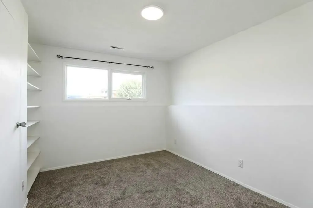 316 Leaside Avenue S Lethbridge AB T1J 4J2