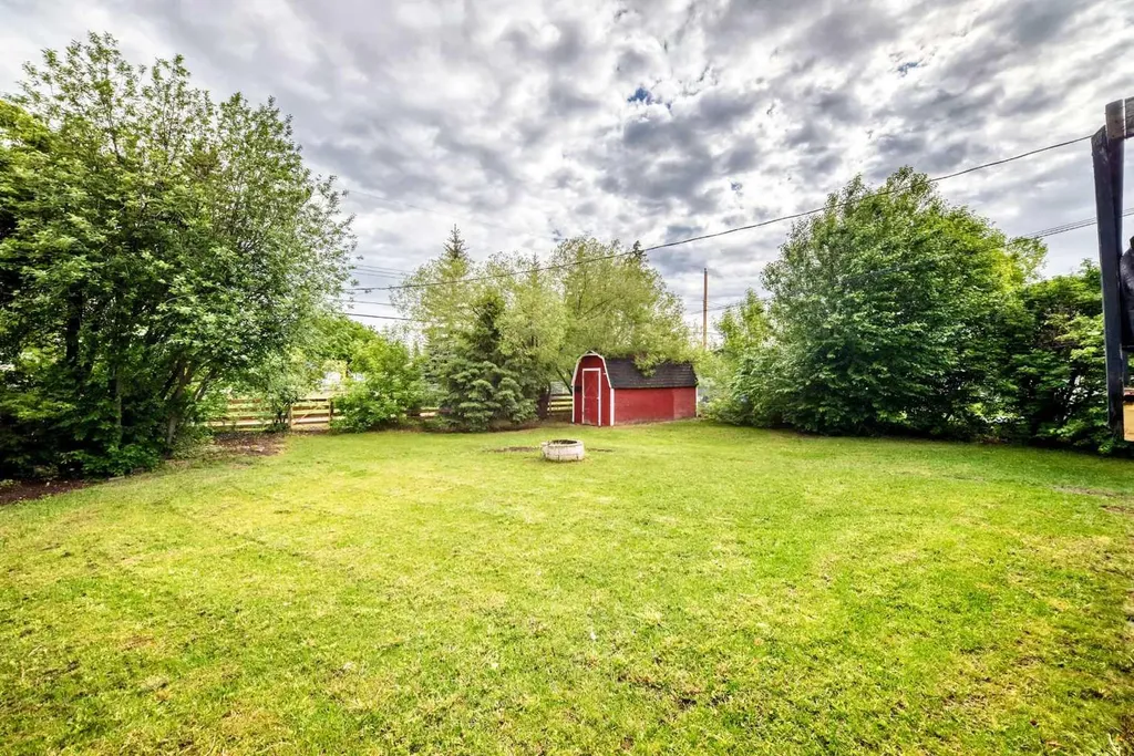 5606 51 Street Olds AB T4H 1H9