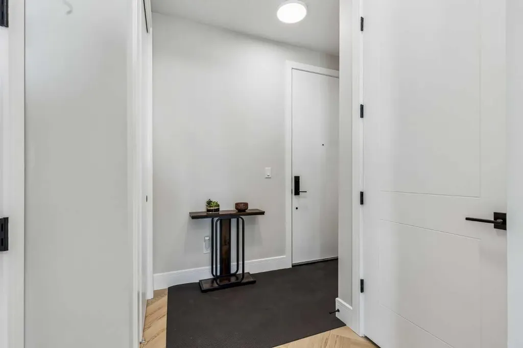 330 Dieppe Drive SW Calgary AB T3E 2L4