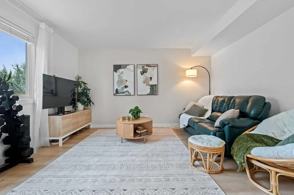 6020 Temple Drive NE Calgary AB T1Y 4R5
