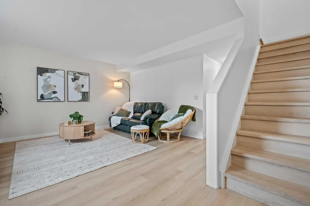 6020 Temple Drive NE Calgary AB T1Y 4R5