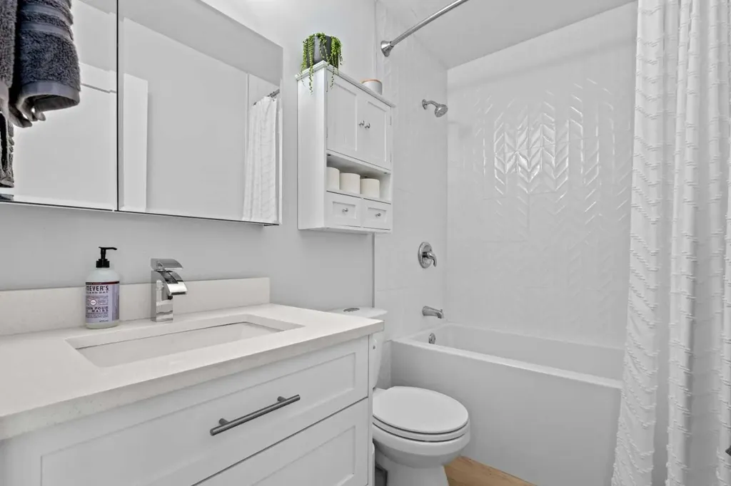 6020 Temple Drive NE Calgary AB T1Y 4R5