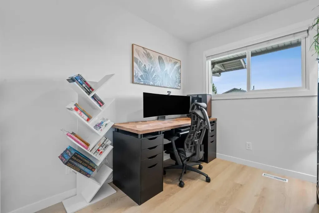 6020 Temple Drive NE Calgary AB T1Y 4R5