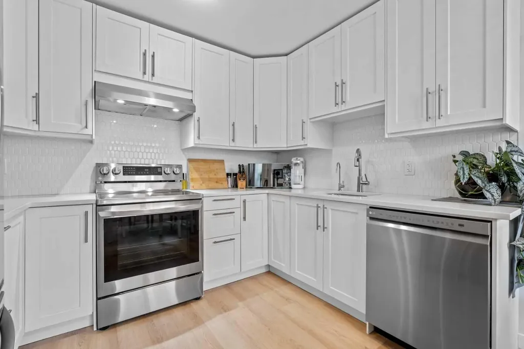 6020 Temple Drive NE Calgary AB T1Y 4R5