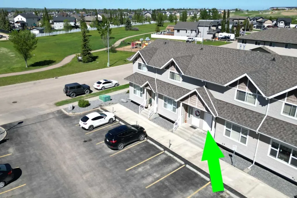 50 Lucky Place Sylvan Lake AB T4S 0E3