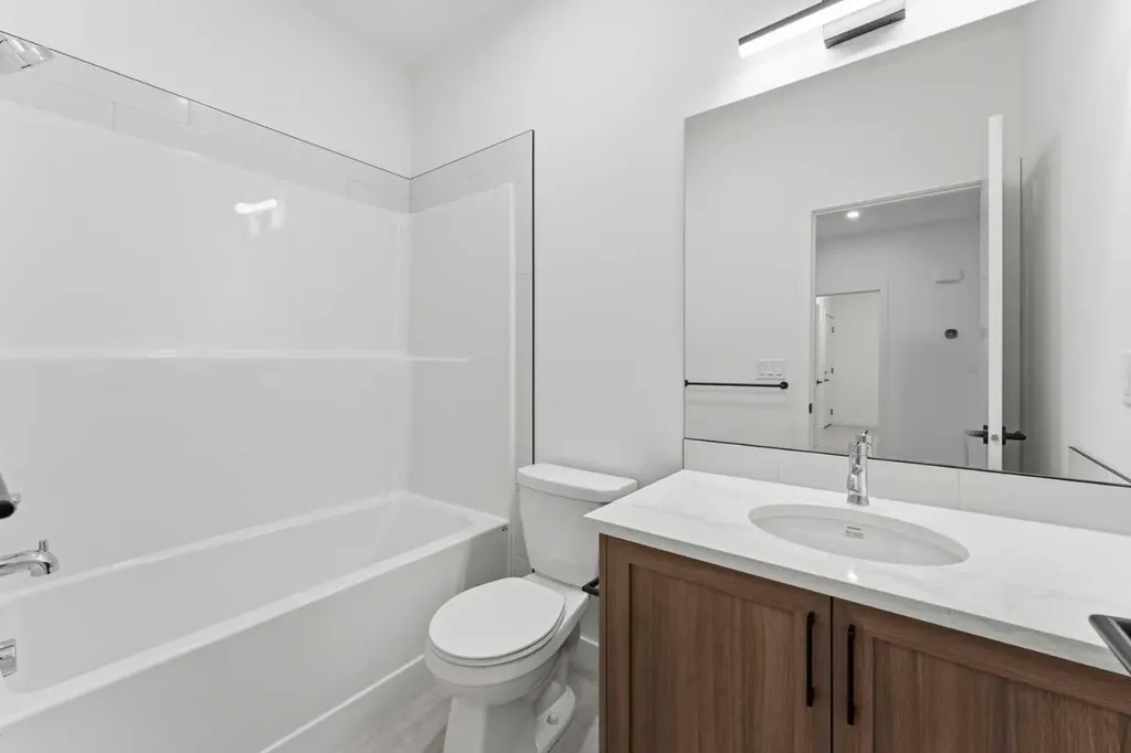 15 Coopersfield Link Airdrie AB T4B 5P5