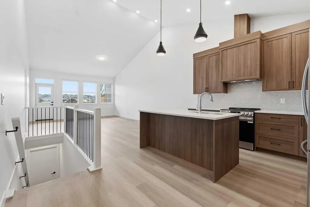 15 Coopersfield Link Airdrie AB T4B 5P5