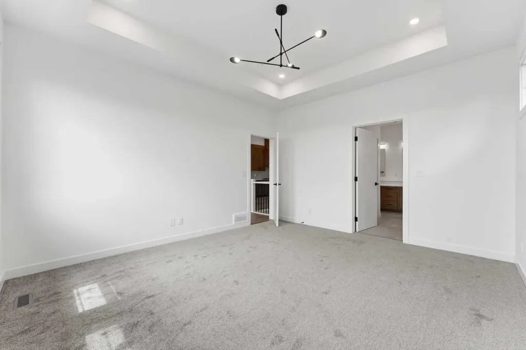 15 Coopersfield Link Airdrie AB T4B 5P5
