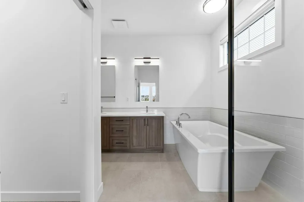 15 Coopersfield Link Airdrie AB T4B 5P5