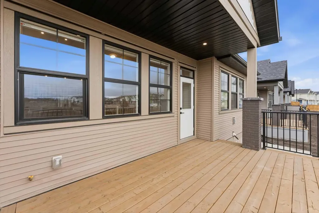 15 Coopersfield Link Airdrie AB T4B 5P5