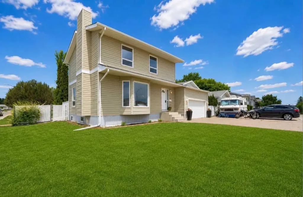 265 Sprague Way SE Medicine Hat AB T1B 2L9