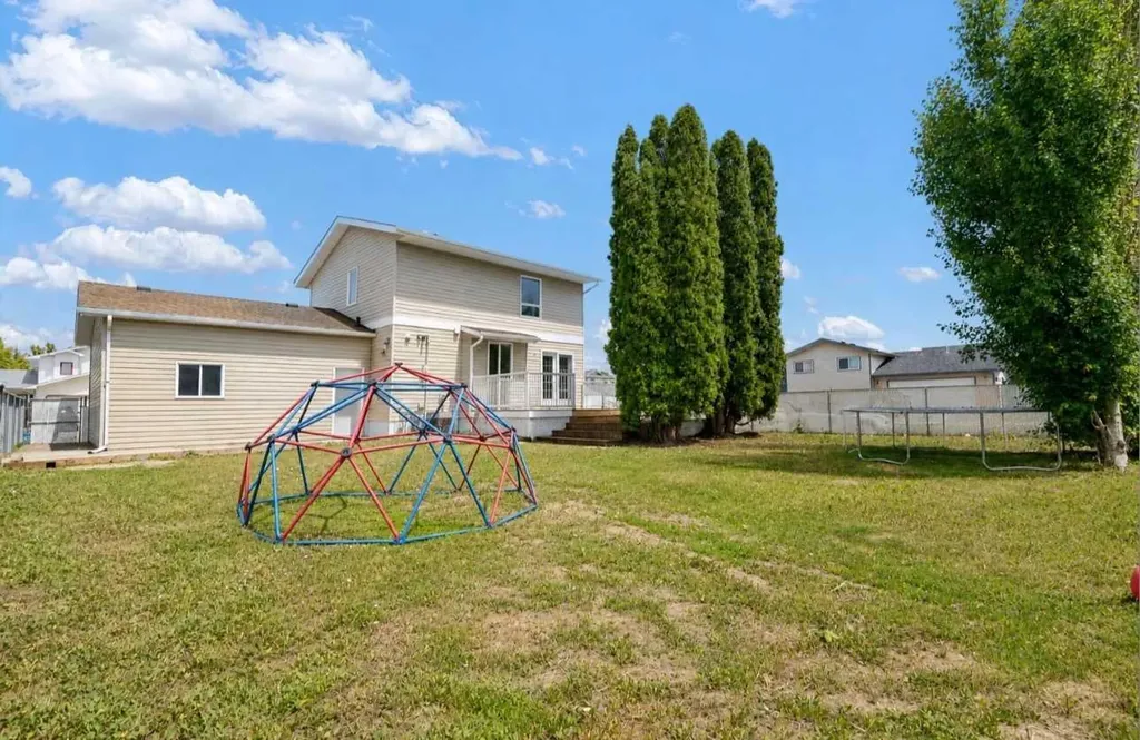 265 Sprague Way SE Medicine Hat AB T1B 2L9