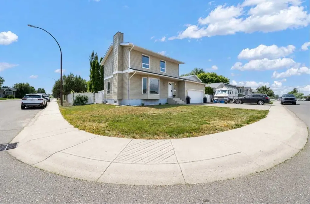 265 Sprague Way SE Medicine Hat AB T1B 2L9