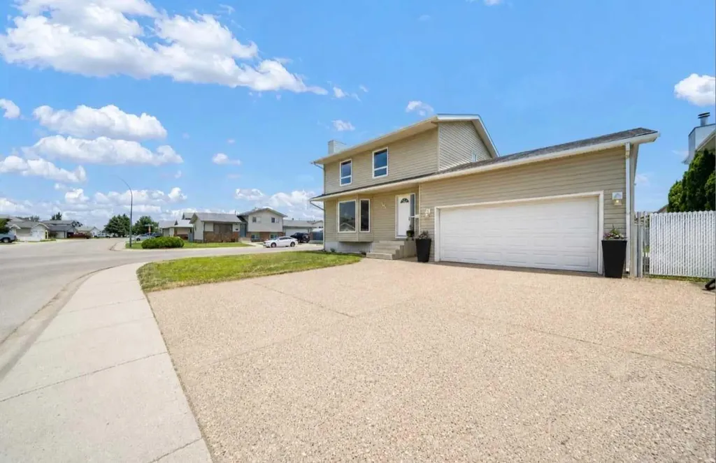 265 Sprague Way SE Medicine Hat AB T1B 2L9