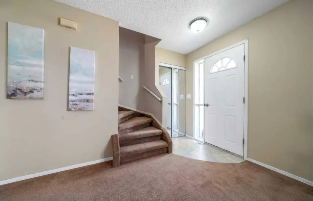 265 Sprague Way SE Medicine Hat AB T1B 2L9