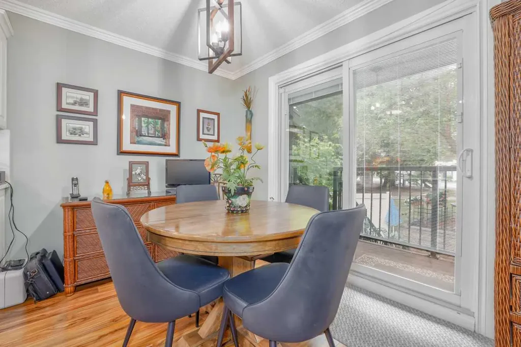 10001 Brookpark Boulevard SW Calgary AB T2W 3E3