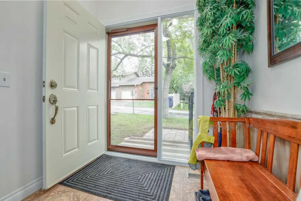 10001 Brookpark Boulevard SW Calgary AB T2W 3E3