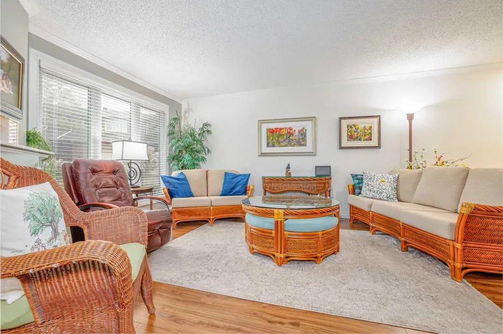 10001 Brookpark Boulevard SW Calgary AB T2W 3E3