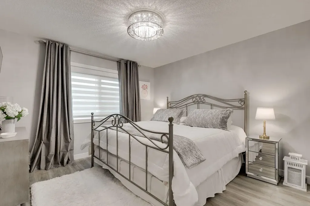 185 Riverwood Crescent Diamond Valley AB T0L 0H0