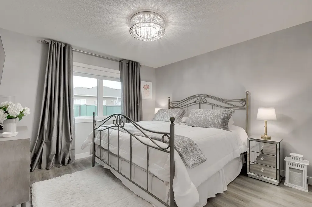 185 Riverwood Crescent Diamond Valley AB T0L 0H0