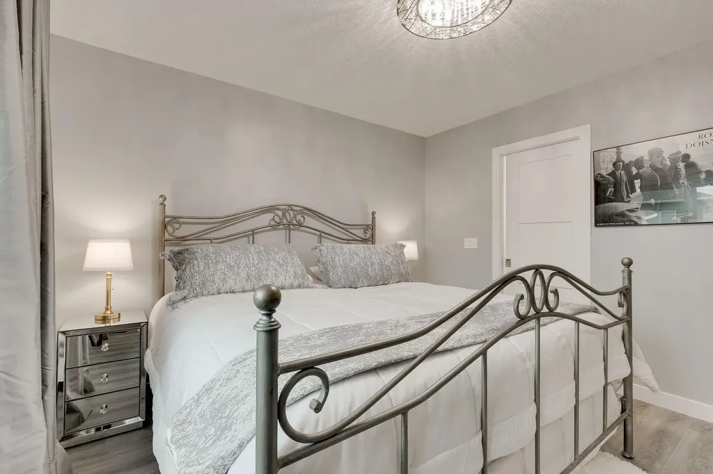185 Riverwood Crescent Diamond Valley AB T0L 0H0
